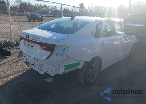 2020 Kia Forte Lxs z USA, uszkodzony, nr VIN 3KPF24AD6LE161915